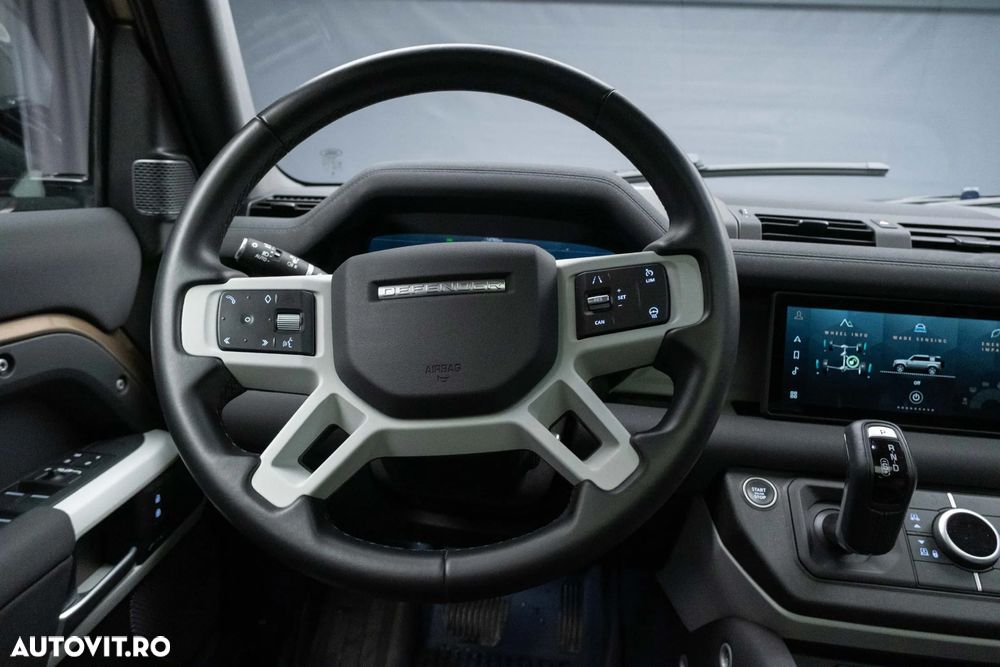 Land Rover Defender - 10