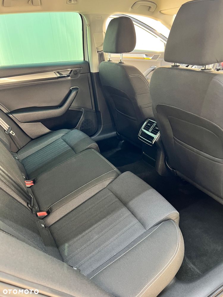 Skoda Superb 2.0 TDI Style DSG7 - 10