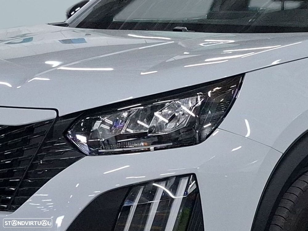 Peugeot 2008 1.2 PureTech Style — fotografia 3