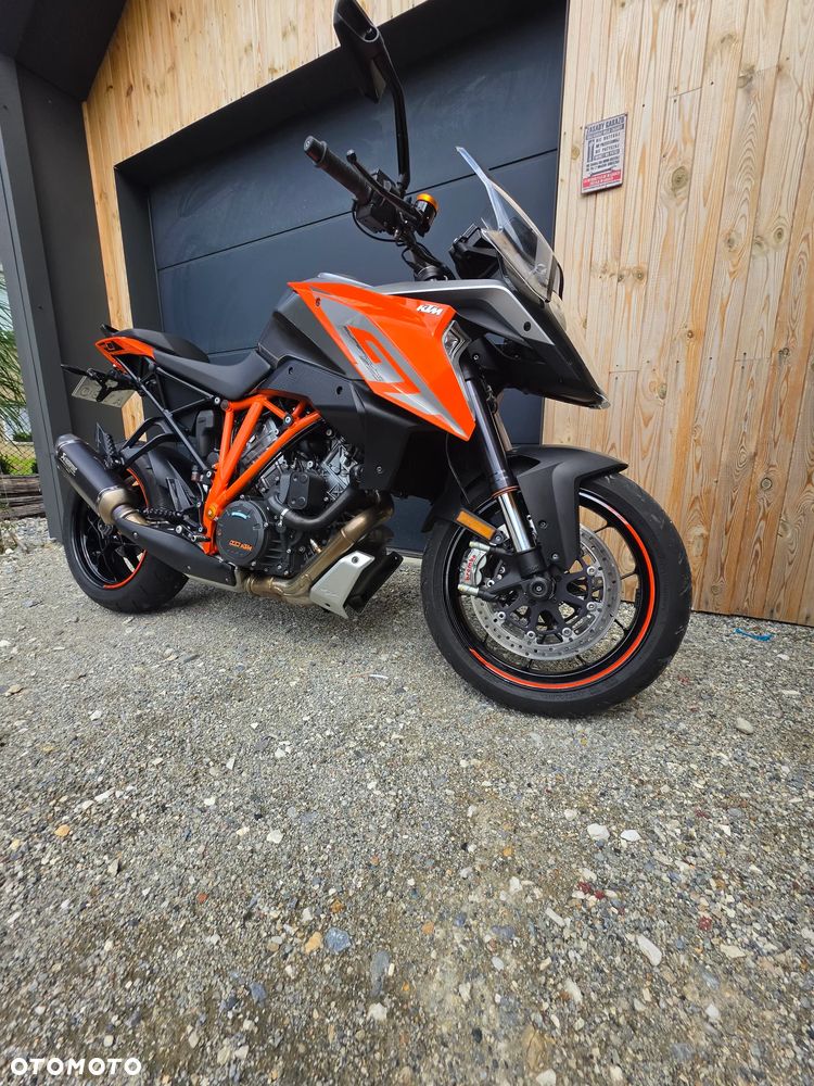 KTM Super Duke - 27