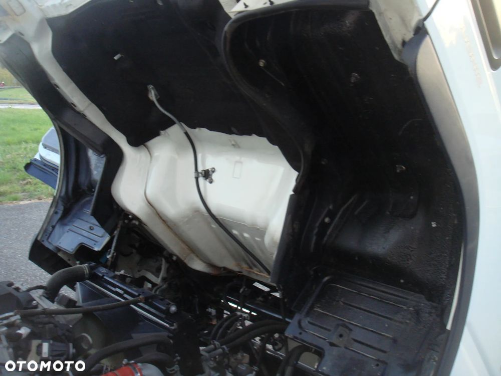Mitsubishi FUSO CANTER - 31