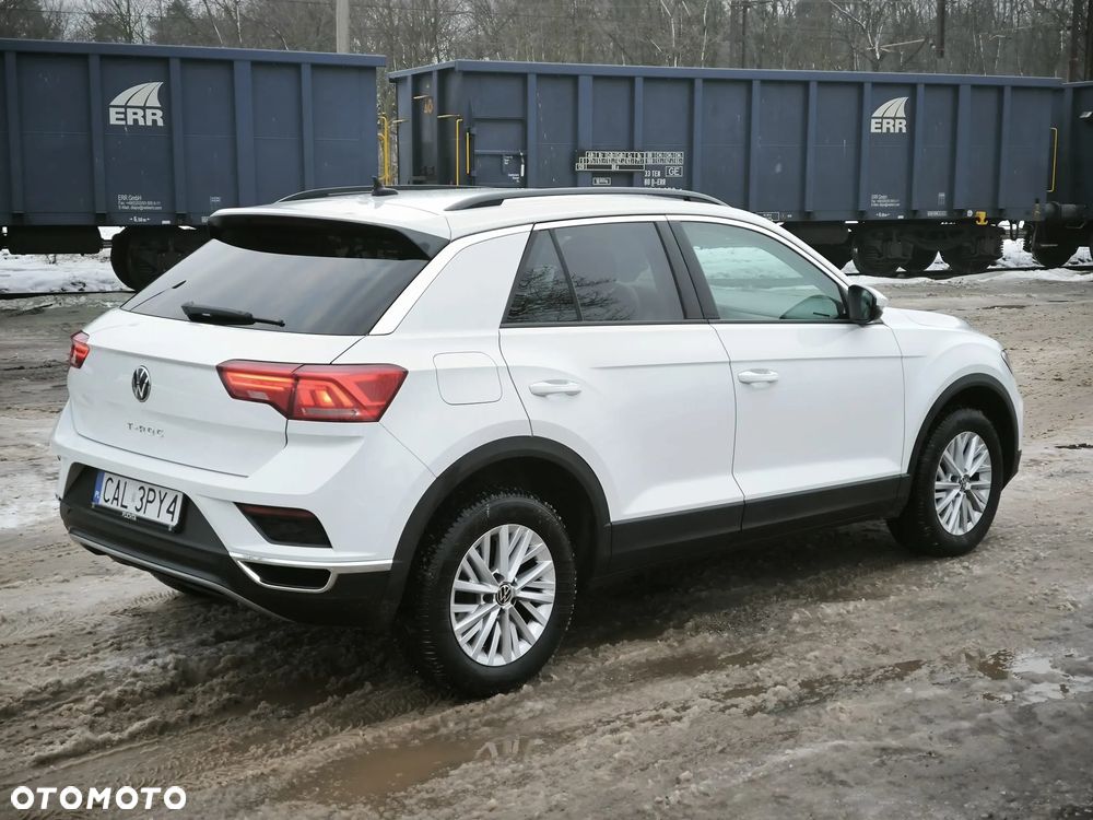 Volkswagen T-Roc - 8