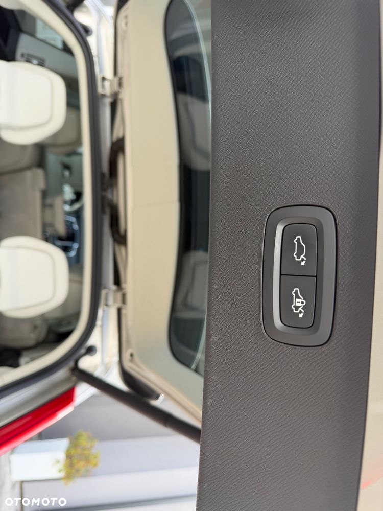 Volvo XC 90 D5 AWD Geartronic Inscription - 16