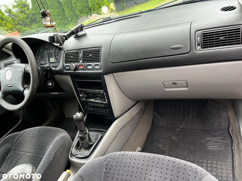 Volkswagen Golf 1.9 TDI GTI - 10
