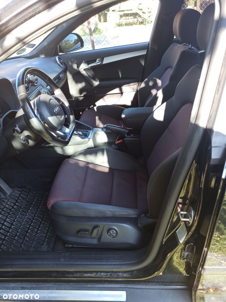 Audi A3 Sportback 2.0 TDI DPF quattro Ambition - 7