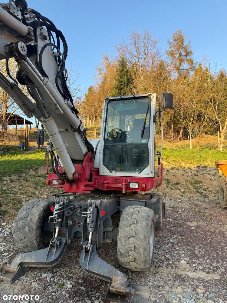 Takeuchi - 4