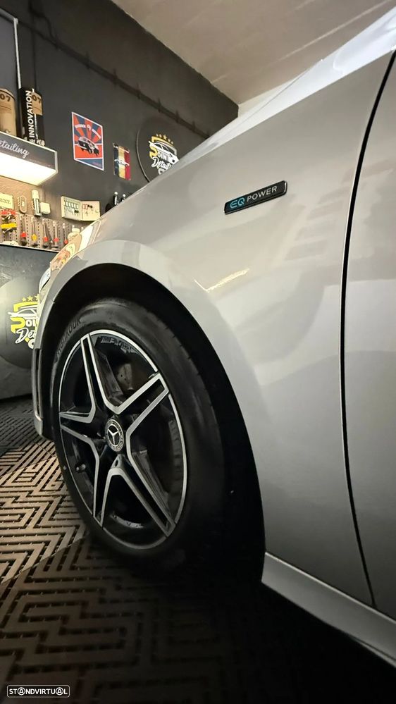 Mercedes-Benz A 250 e 8G-DCT AMG Line - 8