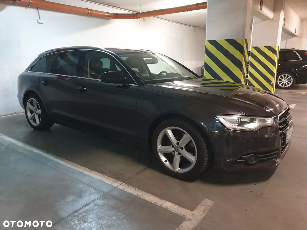 Audi A6 Avant - 1