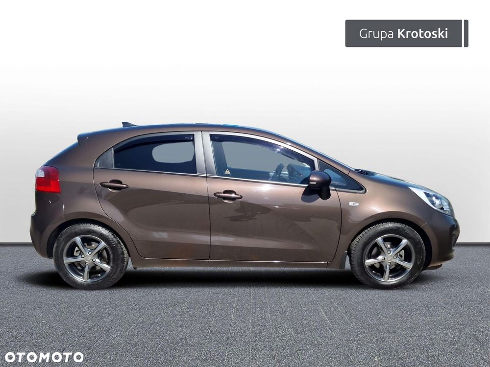 Kia Rio - 7
