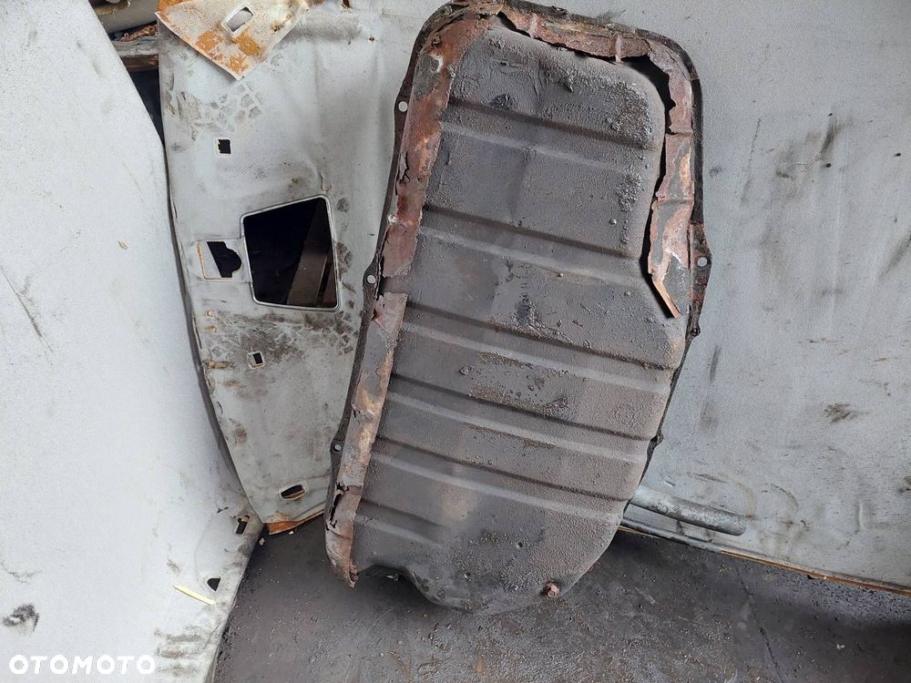 BAK ZBIORNIK PALIWA + POMPKA METALOWY KIA JOICE I 2.0 B - 2