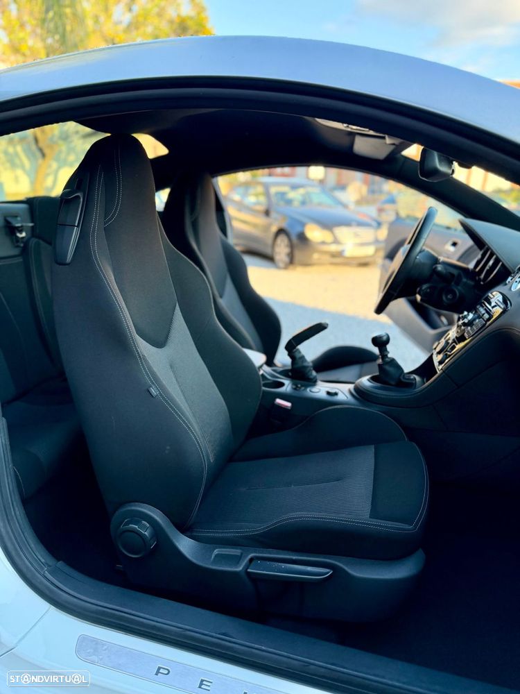 Peugeot RCZ 1.6 THP - 26