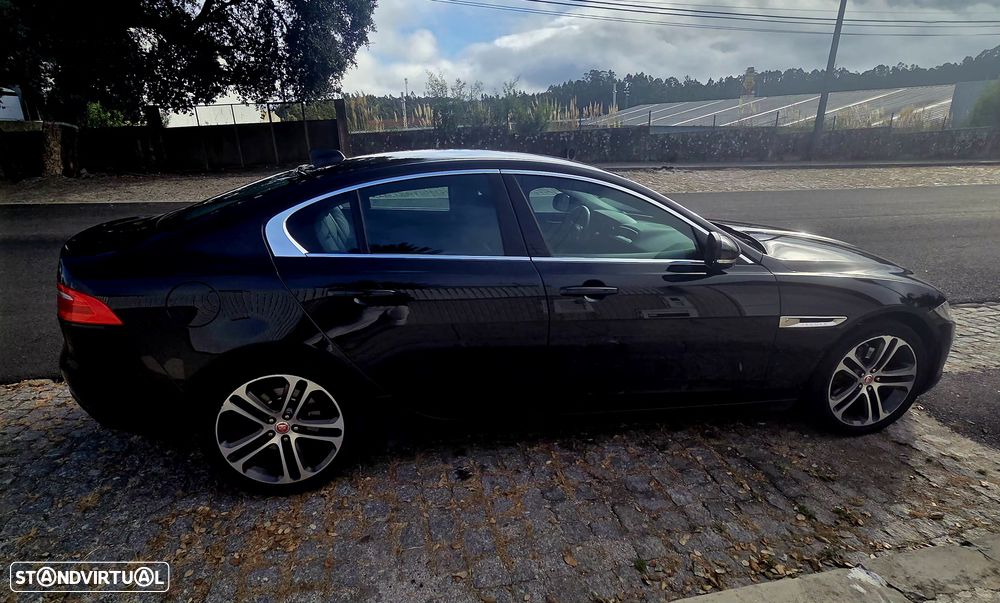 Jaguar XE 2.0 D Portfolio Aut. - 6
