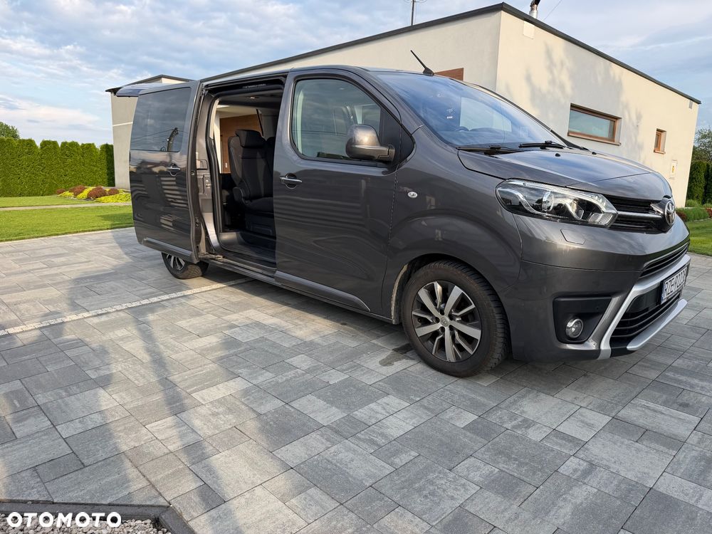 Toyota ProAce Kombi D-4D Medium 2,8t - 12