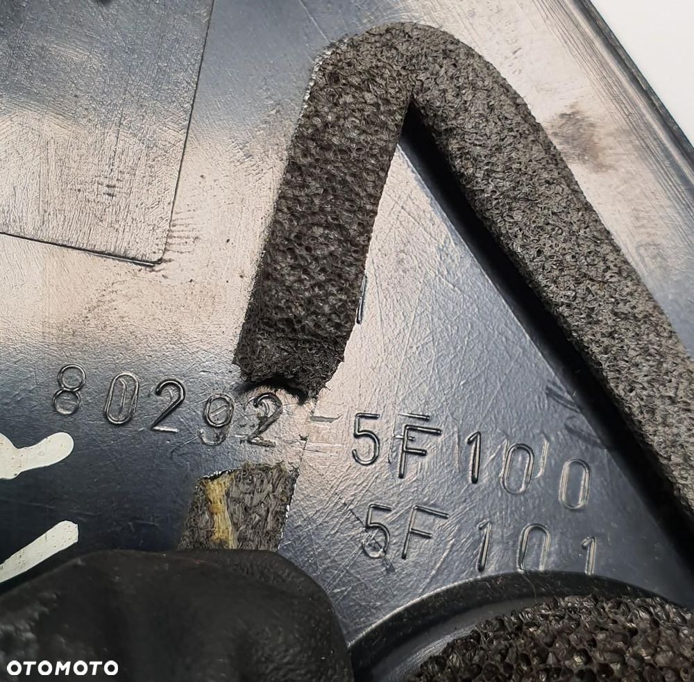 TRÓJKĄT OSŁONA LUSTERKA PRAWY NISSAN MICRA K11 802925F100 - 6