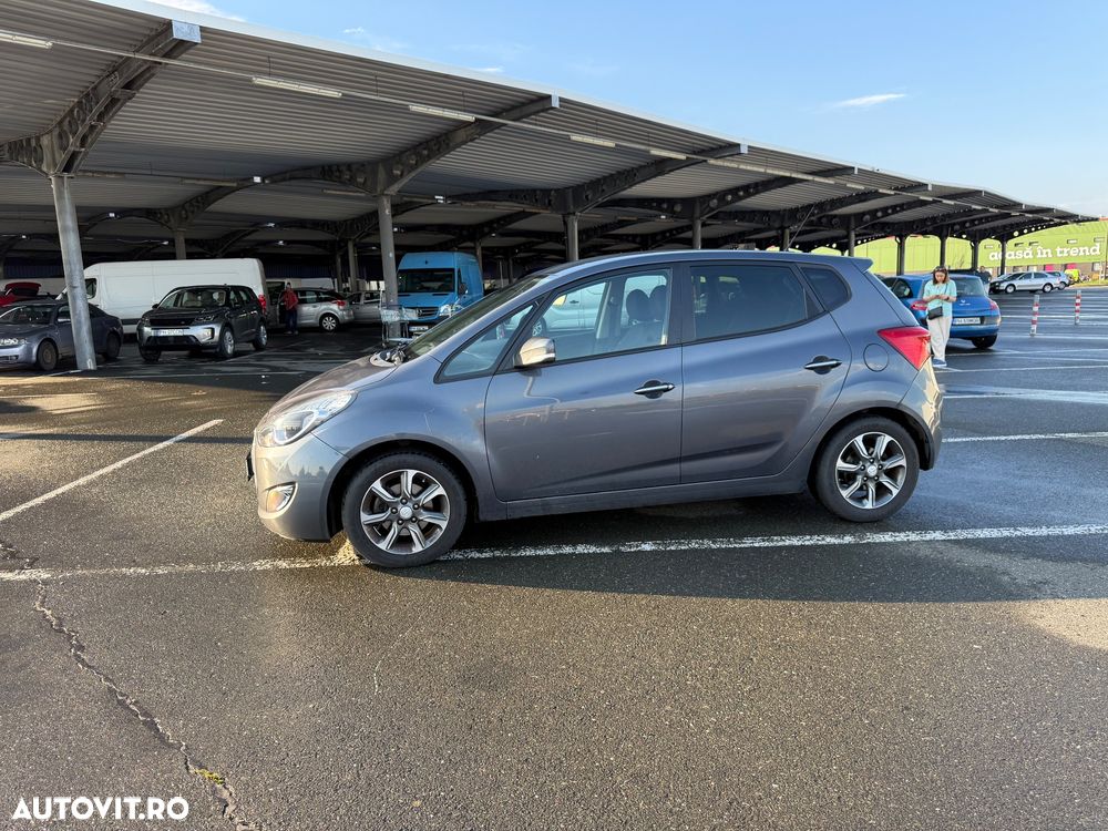 Hyundai ix20 - 3