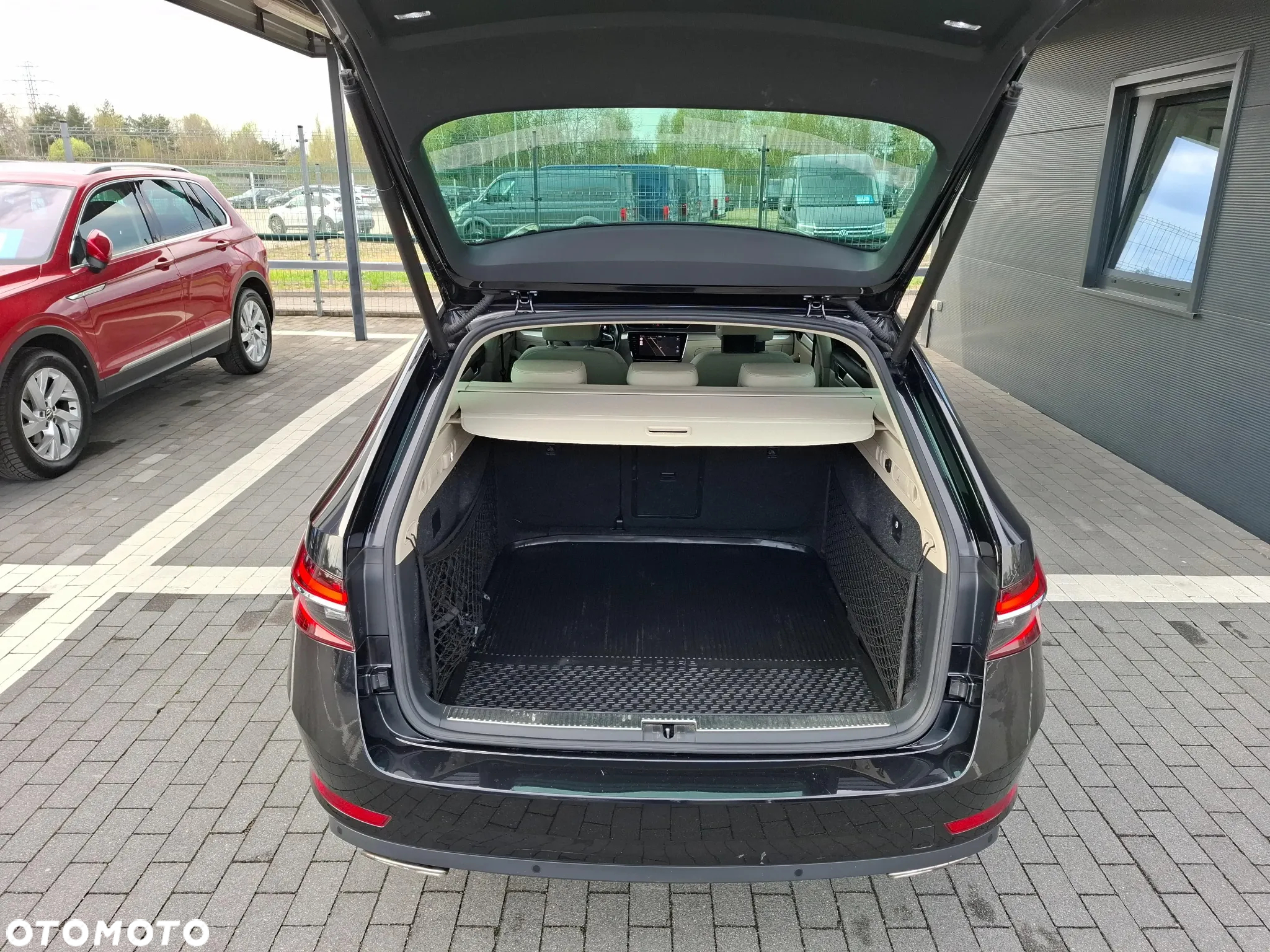 Skoda Superb 2.0 TSI 4x4 L&K DSG - 14