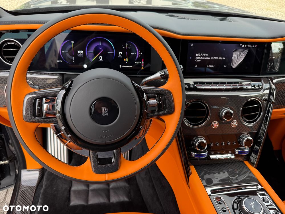 Rolls-Royce Cullinan Series II Black Badge - 16