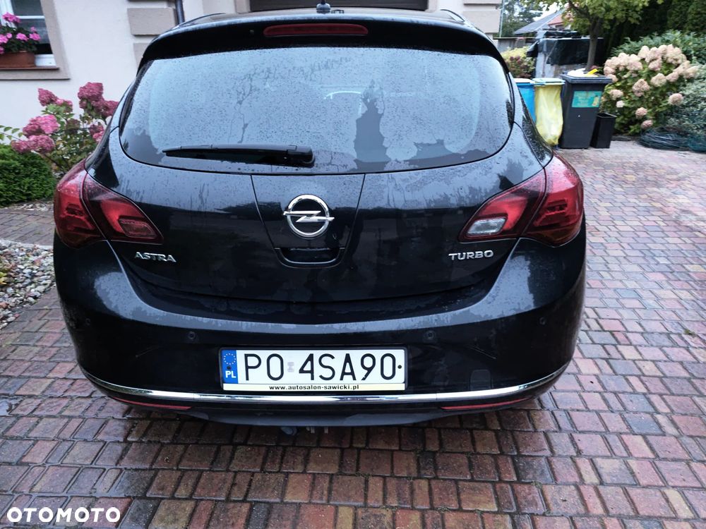Opel Astra IV 1.4 T Energy EU6 - 12