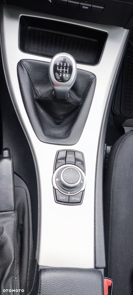 BMW Seria 3 320d - 35