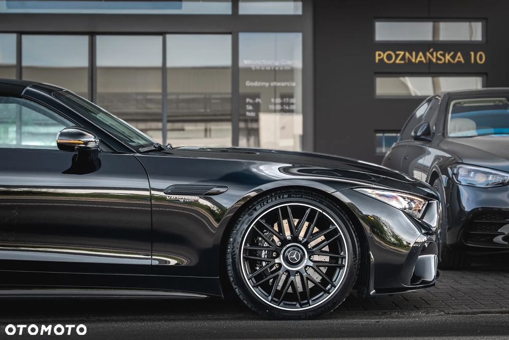 Mercedes-Benz SL AMG 63 4-Matic+ - 15
