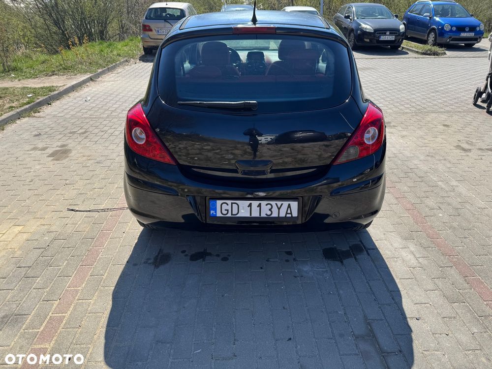 Opel Corsa 1.0 12V Essentia - 4