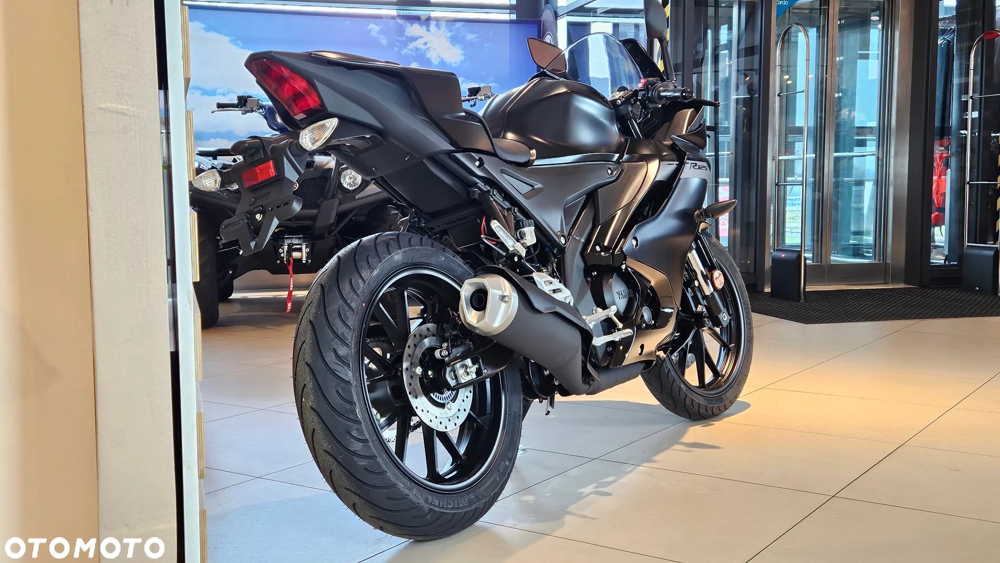 Yamaha R125 - 10