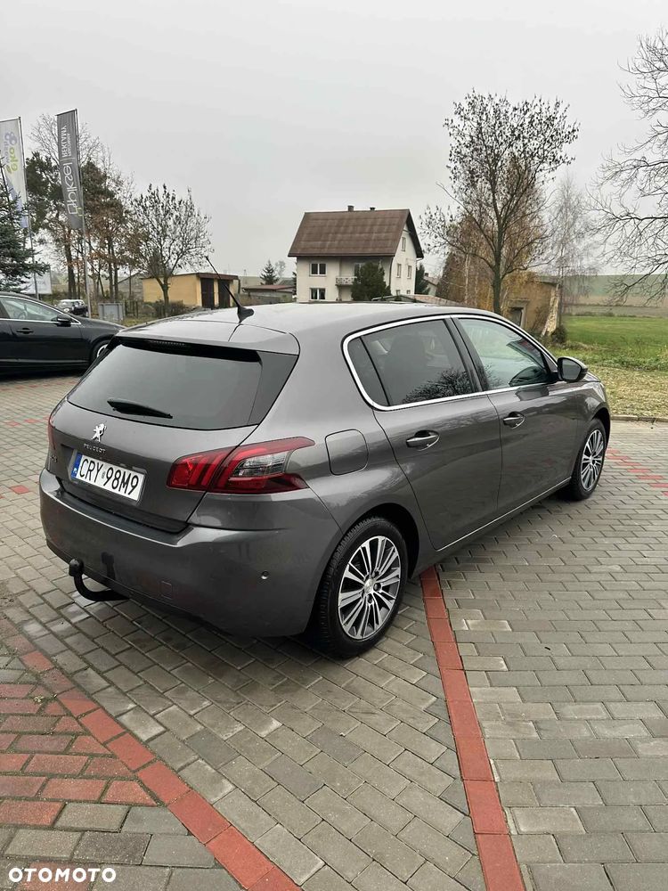 Peugeot 308 - 6