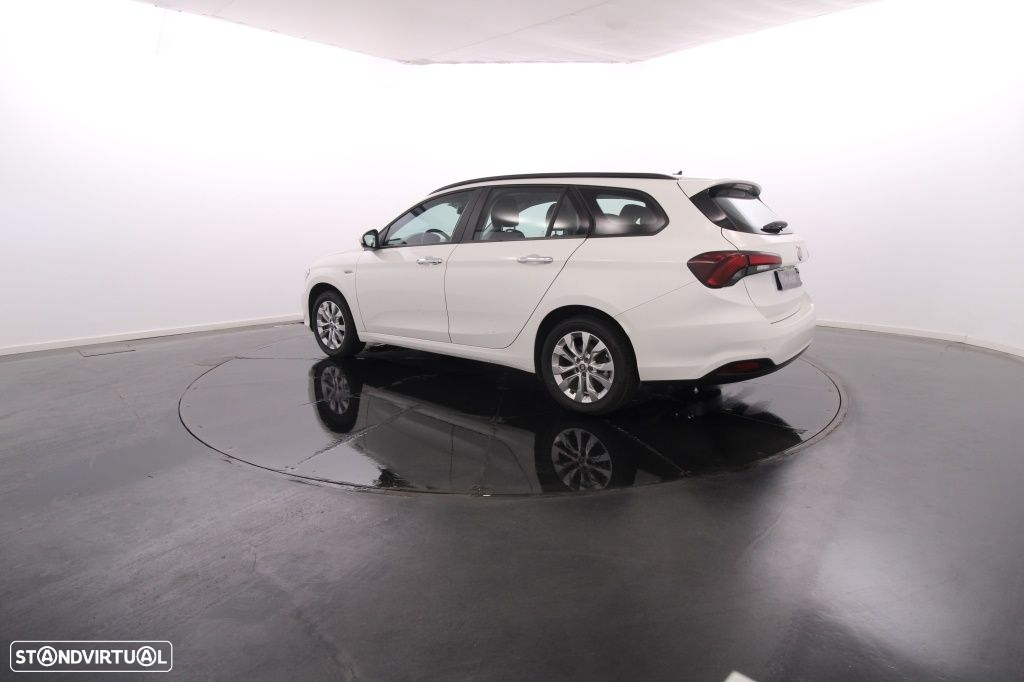 Fiat Tipo Station Wagon 1.3 M-Jet Lounge - 4