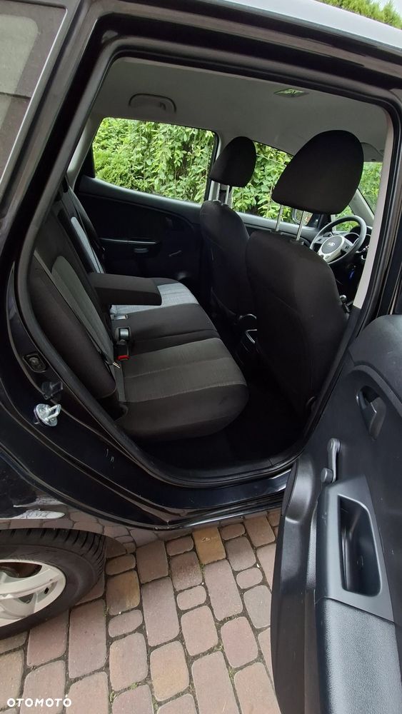 Kia Venga 1.4 CVVT Attract - 13