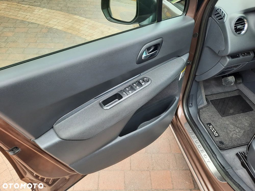 Peugeot 3008 - 12
