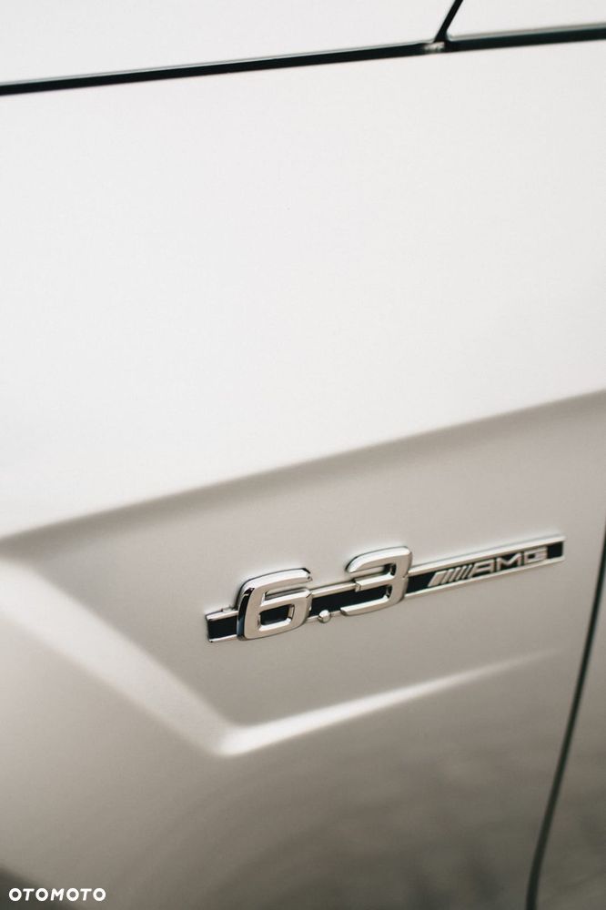 Mercedes-Benz Klasa E 63 AMG AMG Speedshift 7G-MCT - 37