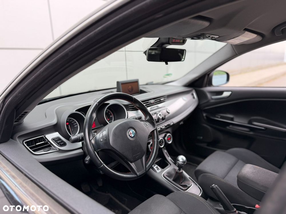 Alfa Romeo Giulietta 1.4 TB 16V Multiair - 15