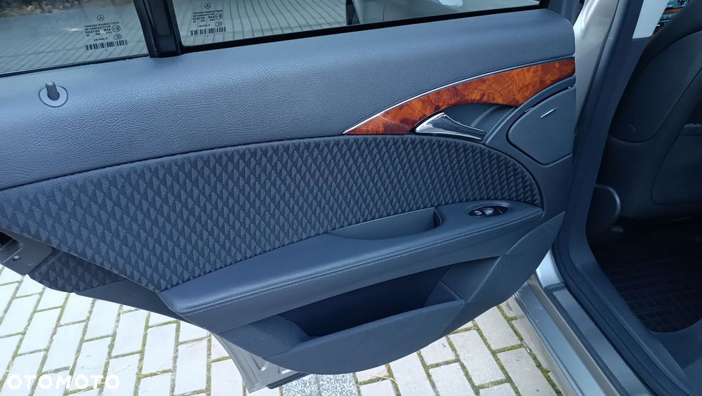 Mercedes-Benz Klasa E 200 Kompressor Automatik Elegance - 9