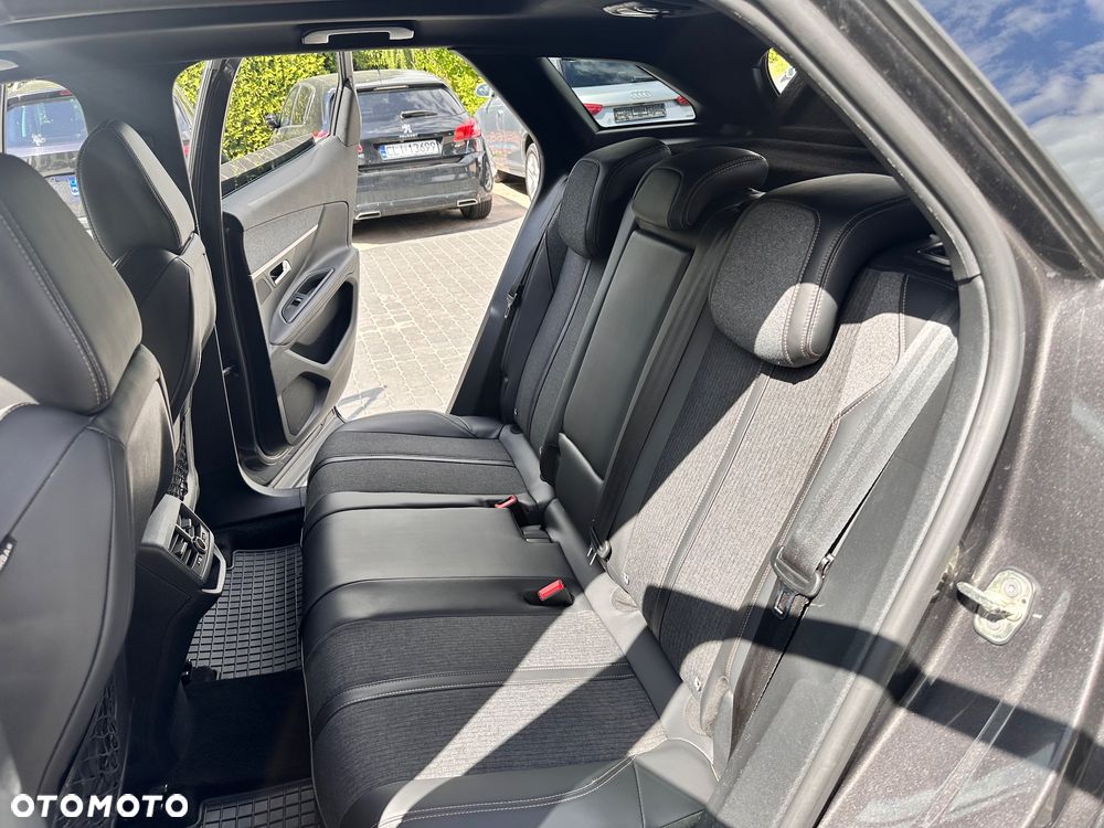 Peugeot 3008 1.2 PureTech GT S&S - 17