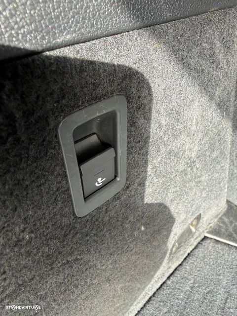 Audi A3 1.6 TDI S tronic design - 29