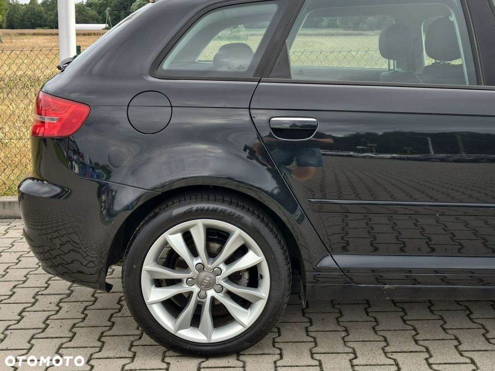 Audi A3 Sportback - 18
