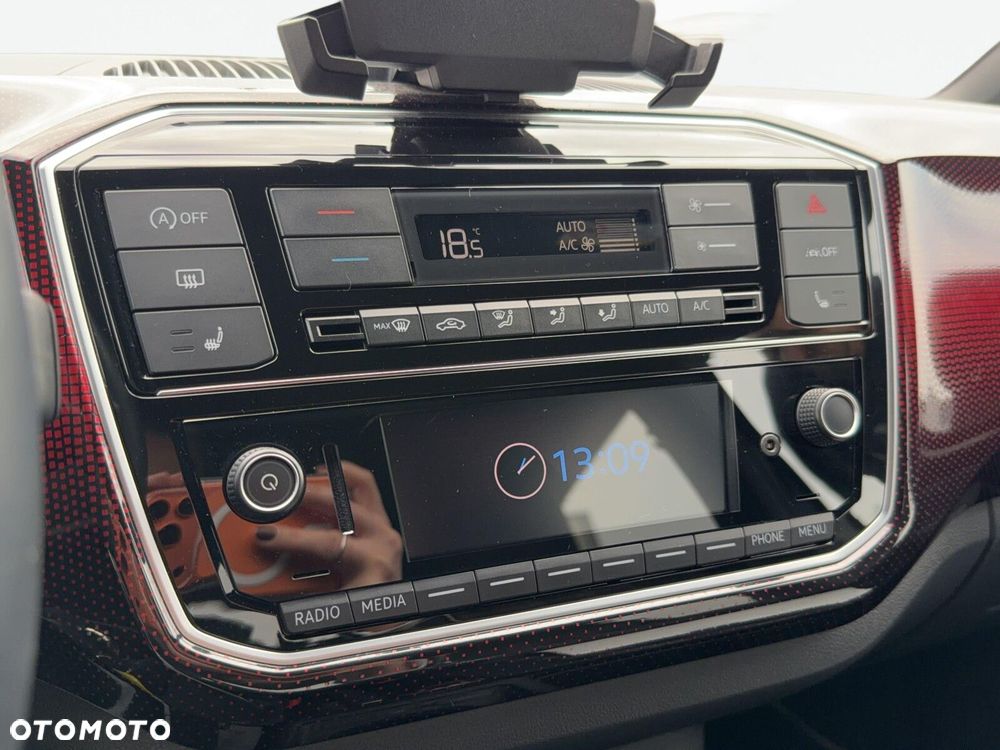 Volkswagen up! 1.0 TSI GTI - 19