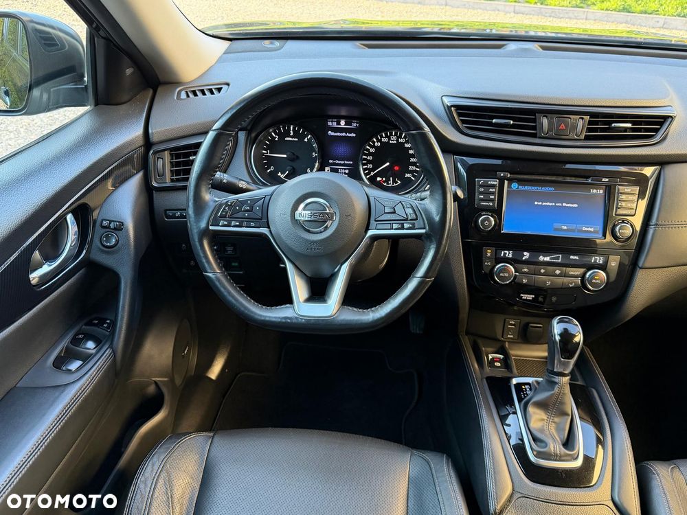 Nissan X-Trail 2.0 dCi Tekna 4WD Xtronic - 18