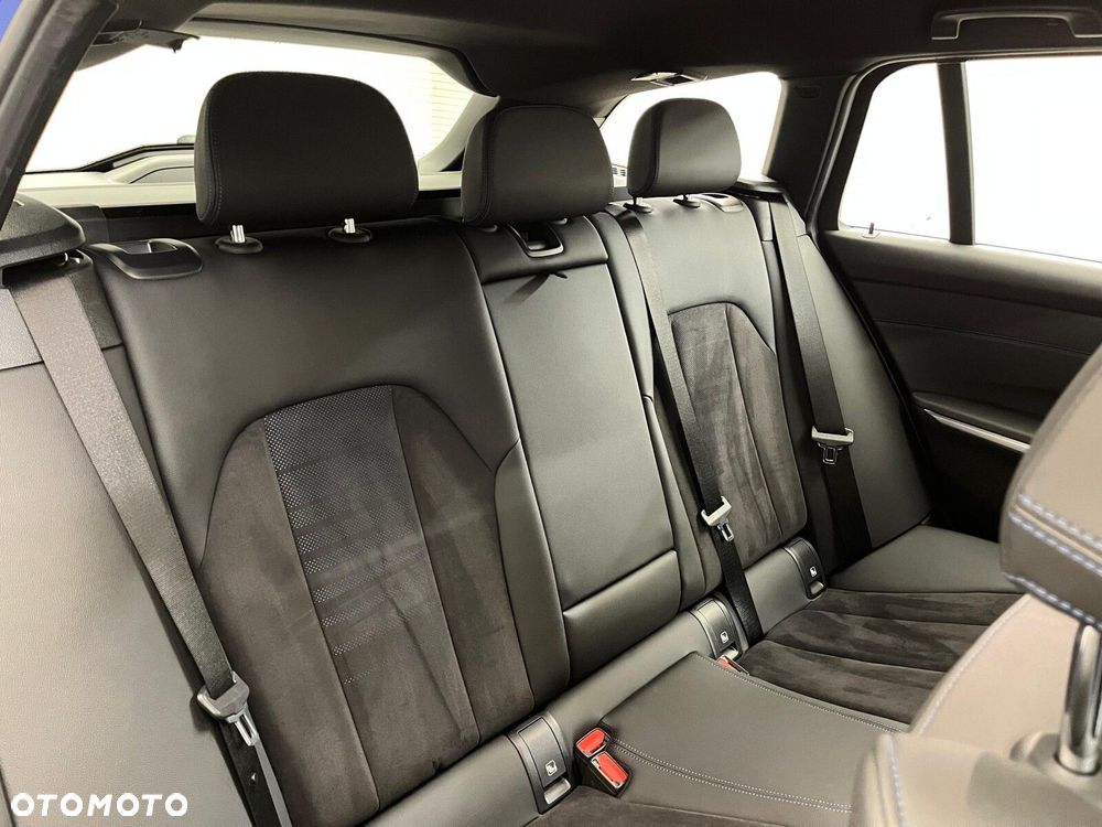BMW Seria 3 320d xDrive mHEV M Sport - 36