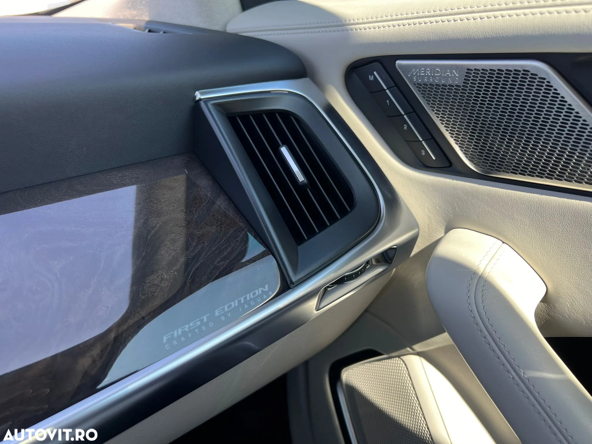 Jaguar I-Pace EV400 AWD First Edition - 9