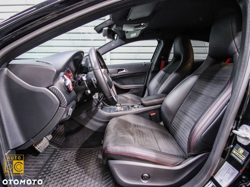 Mercedes-Benz Klasa A 45 AMG 4-Matic - 12