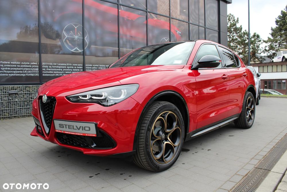 Alfa Romeo Stelvio 2.0 Turbo Intensa Q4 - 10