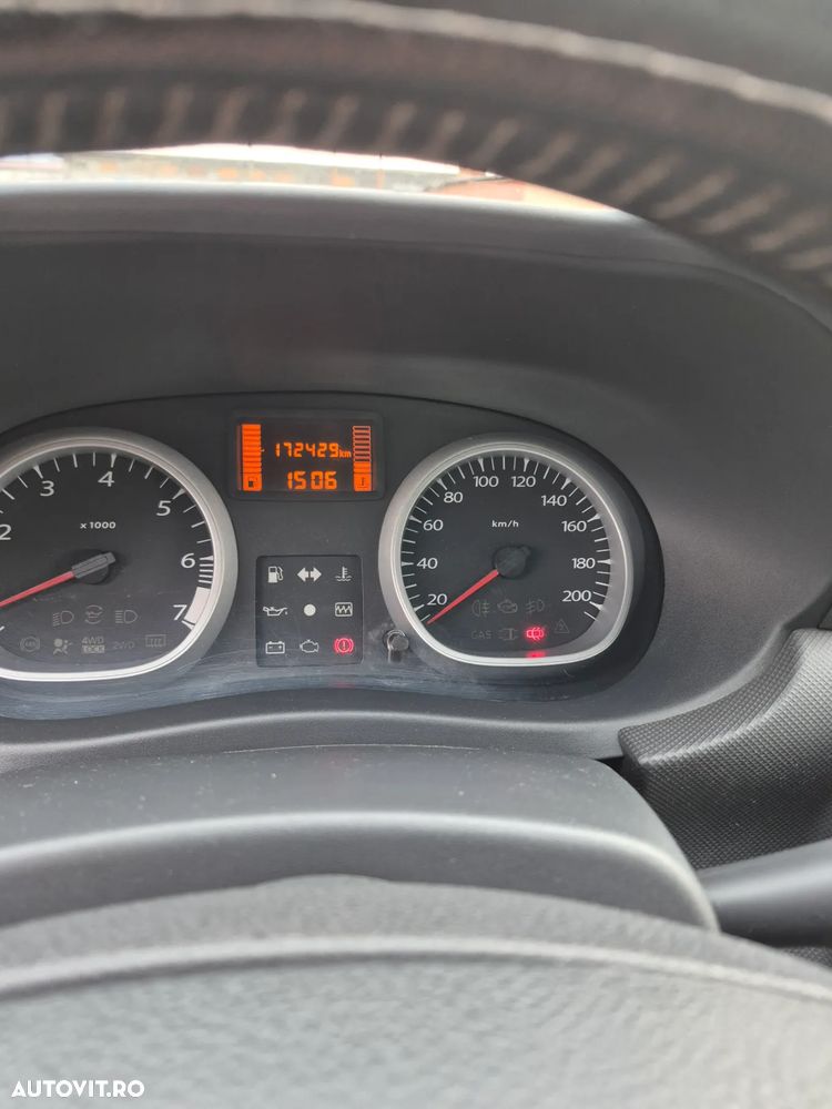 Dacia Duster 1.6 4x2 Laureate - 8