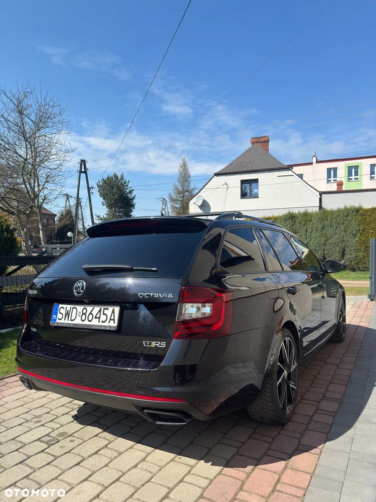 Skoda Octavia 2.0 TDI 4x4 DSG RS - 8