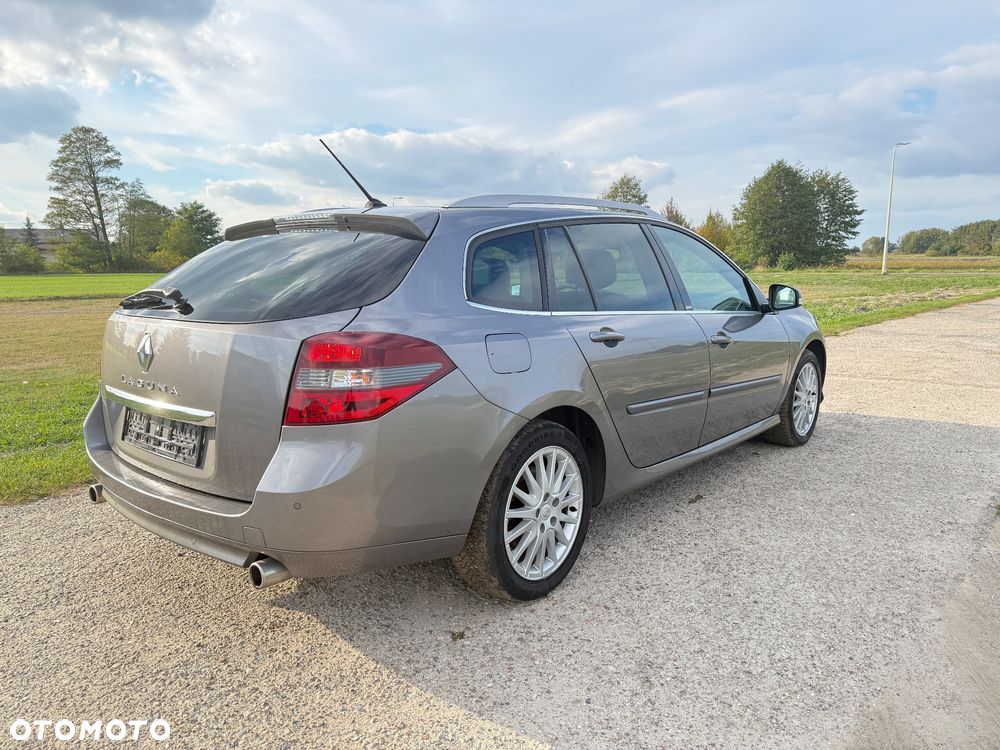 Renault Laguna dCi 150 FAP Start-Stop Bose Edition - 7