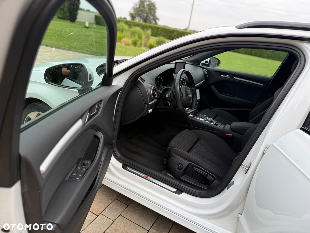 Audi A3 Sportback 2.0 TDI Sport S tronic - 11