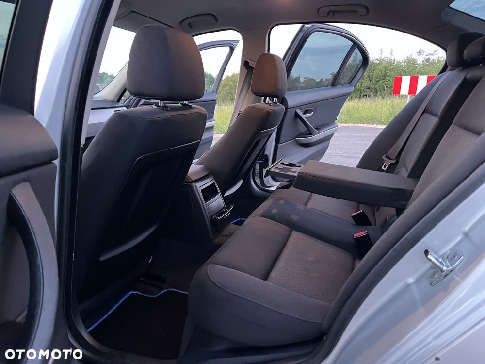 BMW Seria 3 - 14