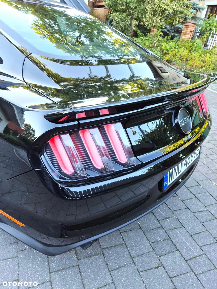 Ford Mustang 5.0 V8 GT - 15