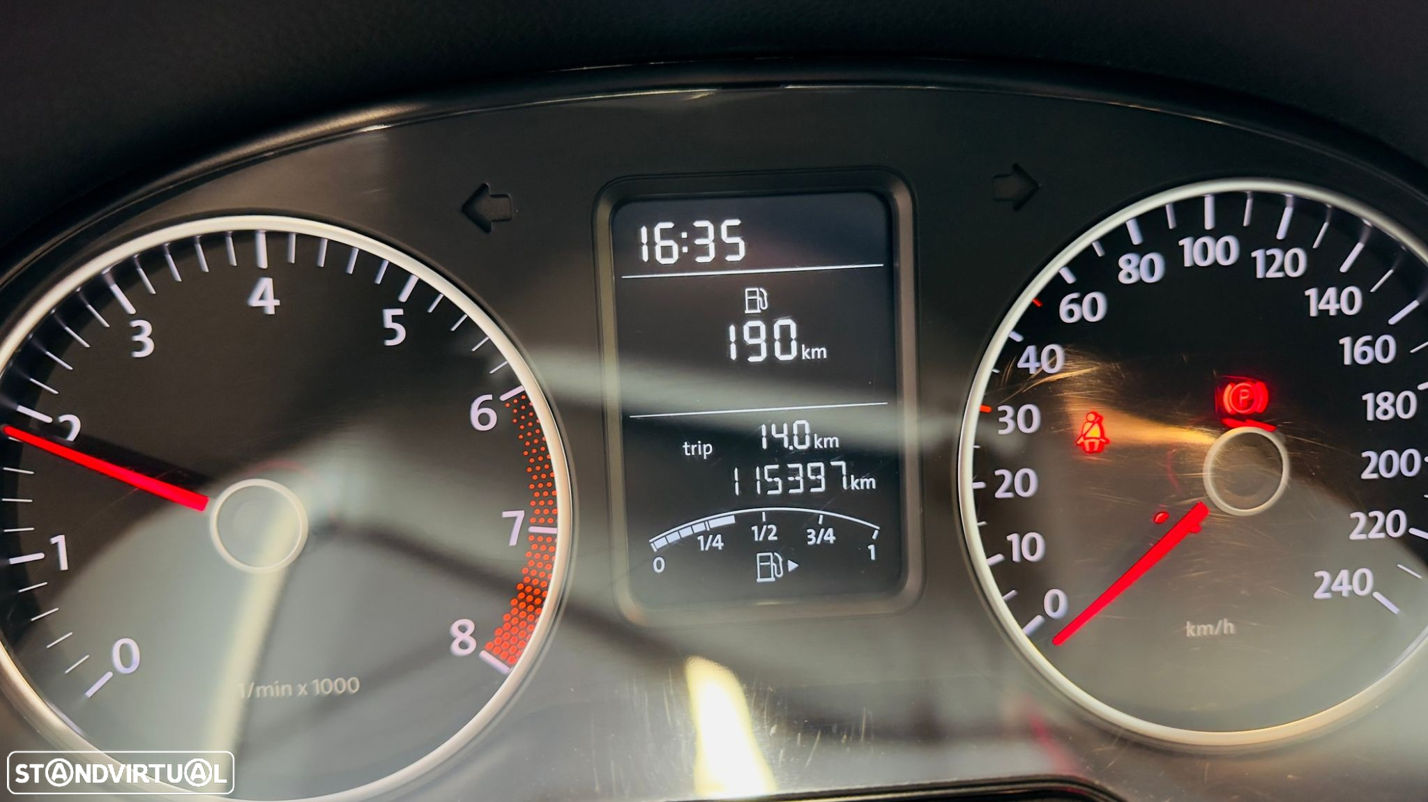 VW Polo 1.2 Match - 9