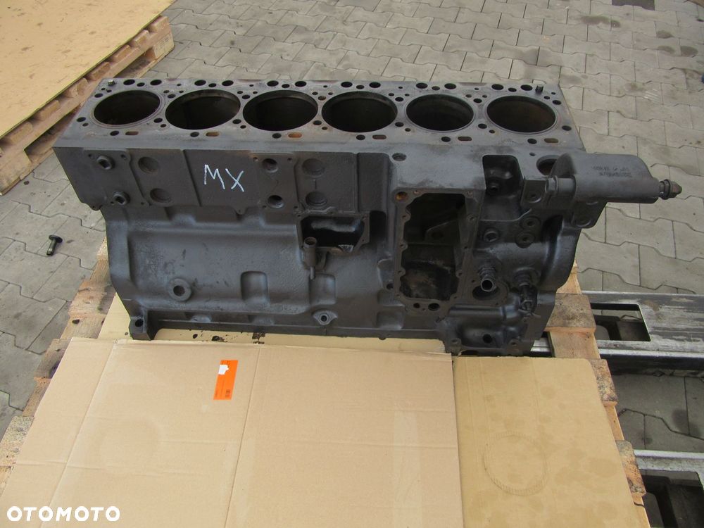 Blok silnika Cummins 6CT8.3 3945442 J944679 Case MX240 - 1
